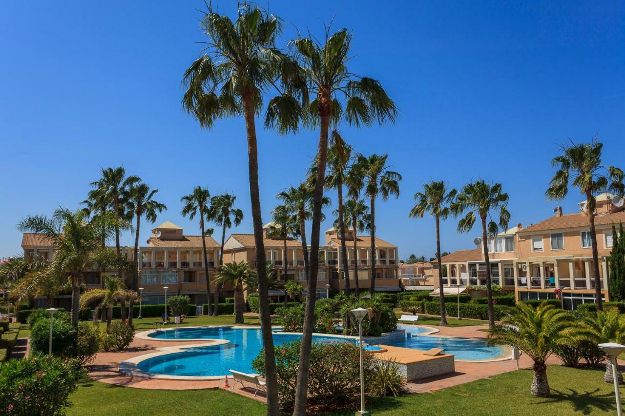 Apartamento Playa Con Piscina Y Terraza En Urbanizacion De Lujo Denia Kültér fotó
